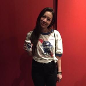 Meet your Posher, Chloe